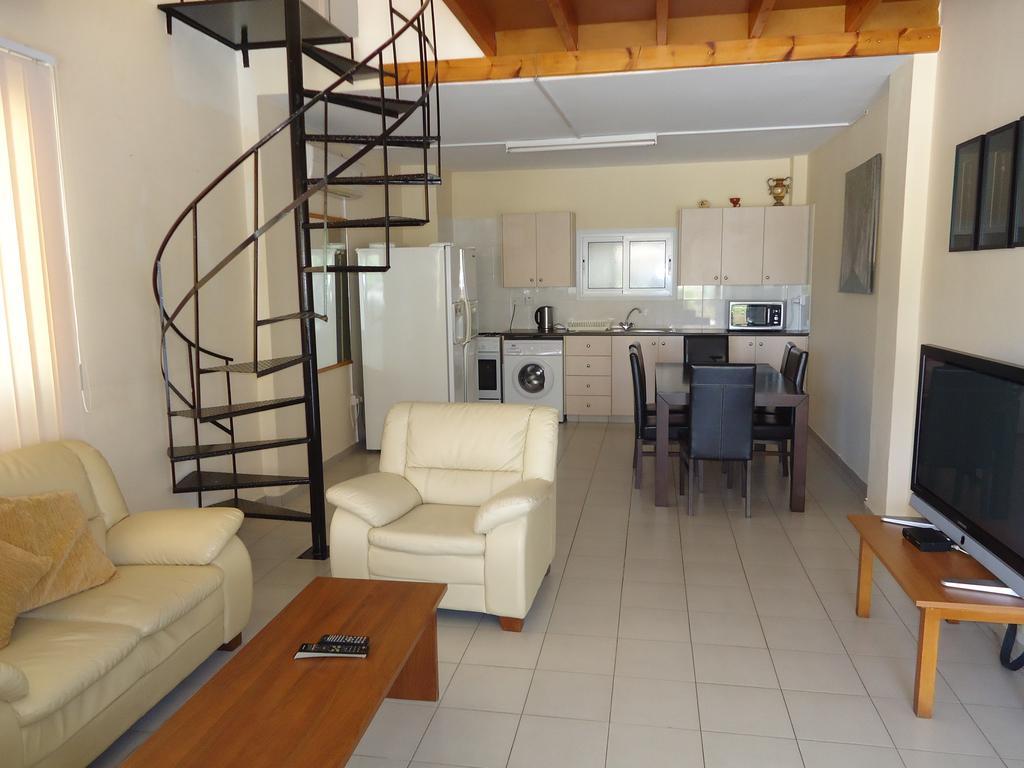 Marisa Hotel Apartments Айя Напа Екстериор снимка